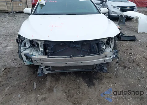 2018 Toyota Camry Se z USA, uszkodzony, nr VIN JTNB11HK1J3045400